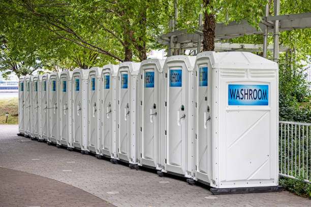 Best Portable restroom trailer rental  in Riverside, OH